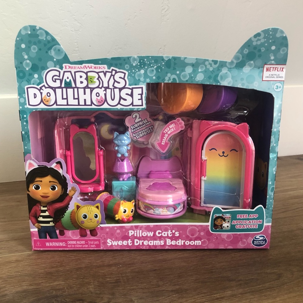 Gabby's Dollhouse Pillow Cat's Sweet Dream Bedroom